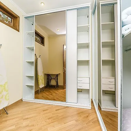 Amazing Two Beds In The Klovskiy Spusk * Kiew